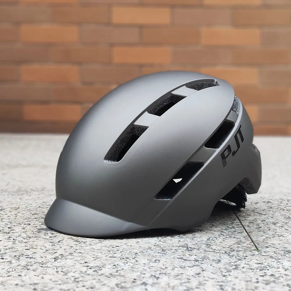 Capacete de Ciclismo PJT P-6 com Luz Traseira USB – Ultralight, In-Mold e Ajustável